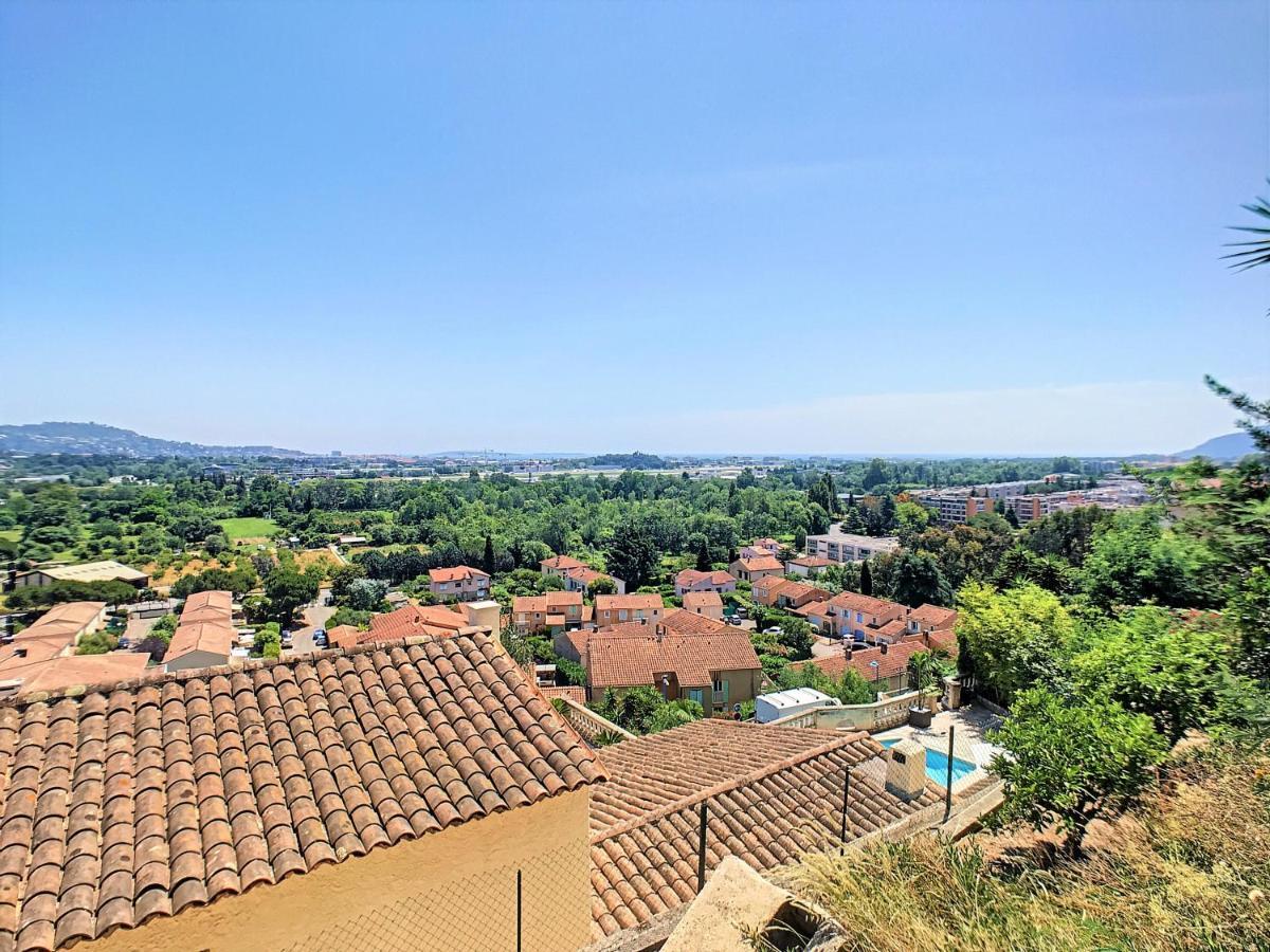 3 Bedrooms Villa Near Cannes - Pool & Jacuzzi - Sea View Mandelieu Exteriér fotografie