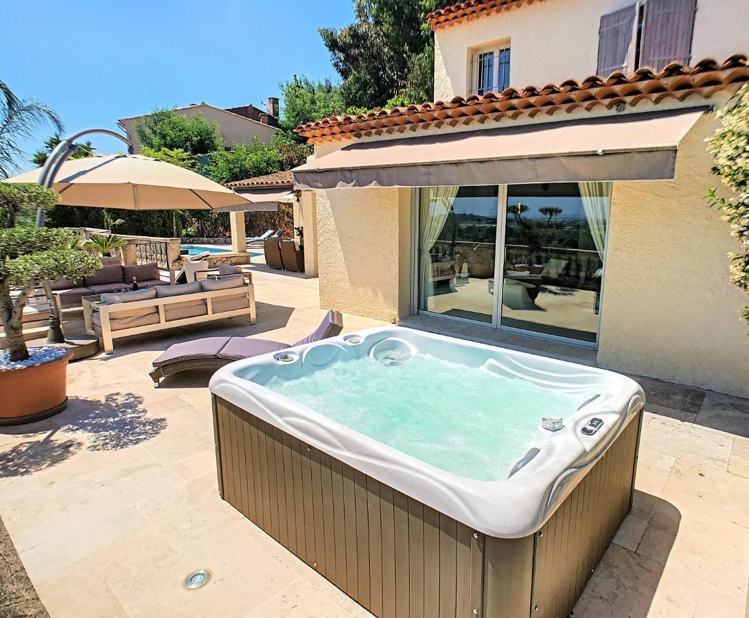 3 Bedrooms Villa Near Cannes - Pool & Jacuzzi - Sea View Mandelieu Exteriér fotografie
