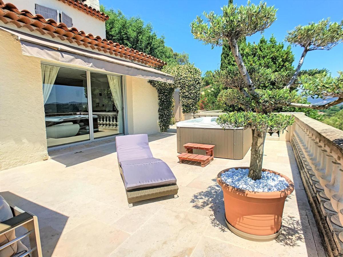 3 Bedrooms Villa Near Cannes - Pool & Jacuzzi - Sea View Mandelieu Exteriér fotografie